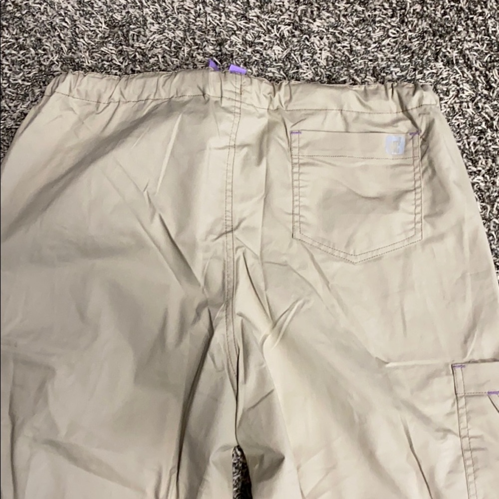 Scrub Bottom - Picture 3 of 5